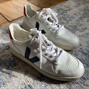 Veja V-10 Sneakers